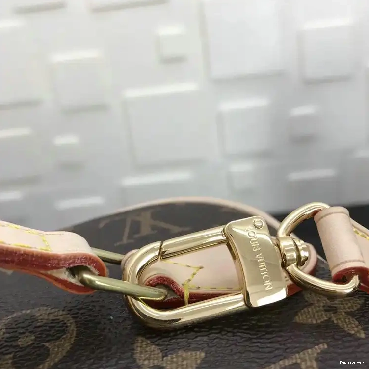 Fashionrepsfam ru LV Bags 19T1L0177 0823